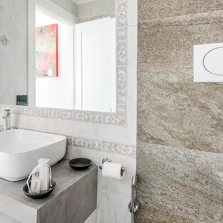Quattro Fontane 6p - Vivora Appartement