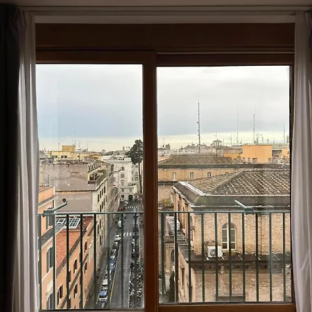 Quattro Fontane 6p - Vivora Lejlighed *
